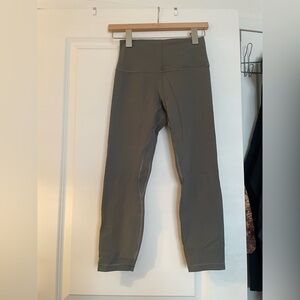 Lululemon grey/green Leggings